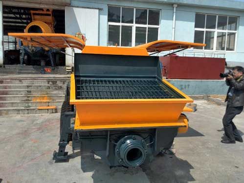 mobile concrete mixer with pump